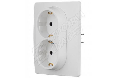 Розетка с рамкой Legrand Etika 672223 двойная скрытая установка белая с заземлением Розетка с рамкой Legrand Etika 672223 двойная скрытая установка белая с заземлением