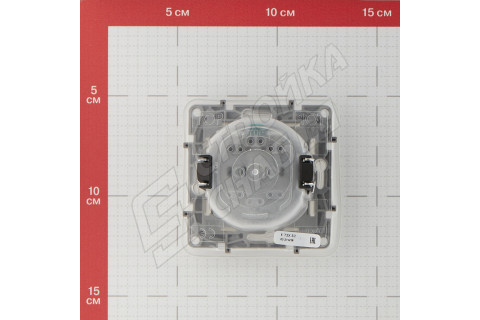 Розетка Legrand Etika 672332 скрытая установка слоновая кость с заземлением со шторками с крышкой Розетка Legrand Etika 672332 скрытая установка слоновая кость с заземлением со шторками с крышкой