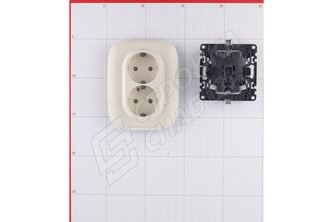 Розетка с рамкой Legrand Valena Allure 753826 двойная скрытая установка слоновая кость с заземлением со шторками Розетка с рамкой Legrand Valena Allure 753826 двойная скрытая установка слоновая кость с заземлением со шторками