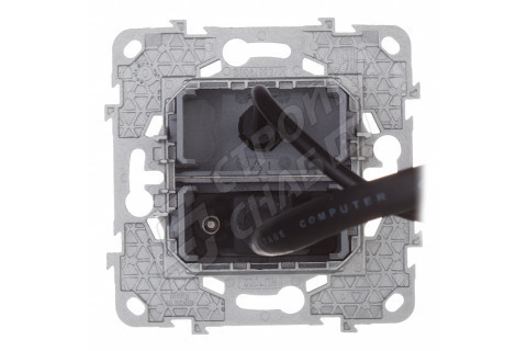 Розетка VGA Schneider Electric Unica NEW NU593230 скрытая установка алюминий модули HD15 и mini Jack Розетка VGA Schneider Electric Unica NEW NU593230 скрытая установка алюминий модули HD15 и mini Jack